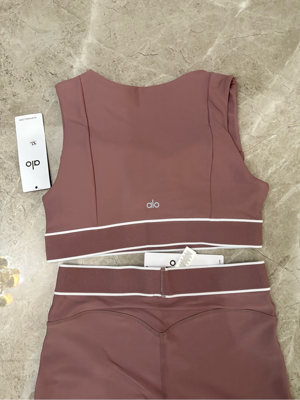 ALO Yoga Mauve Crop Legging and Support Bra Set - Picture 3 of 6